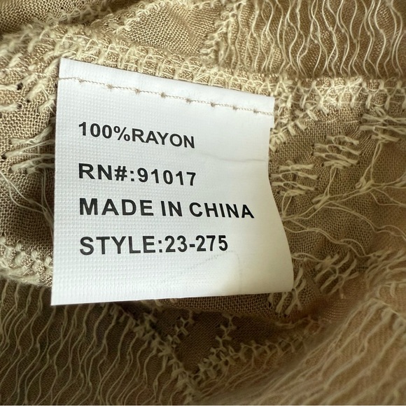 Solitaire | Cream Boho Floral Embroidered Blouse with Bell Sleeves | Sz M - Picture 6 of 7